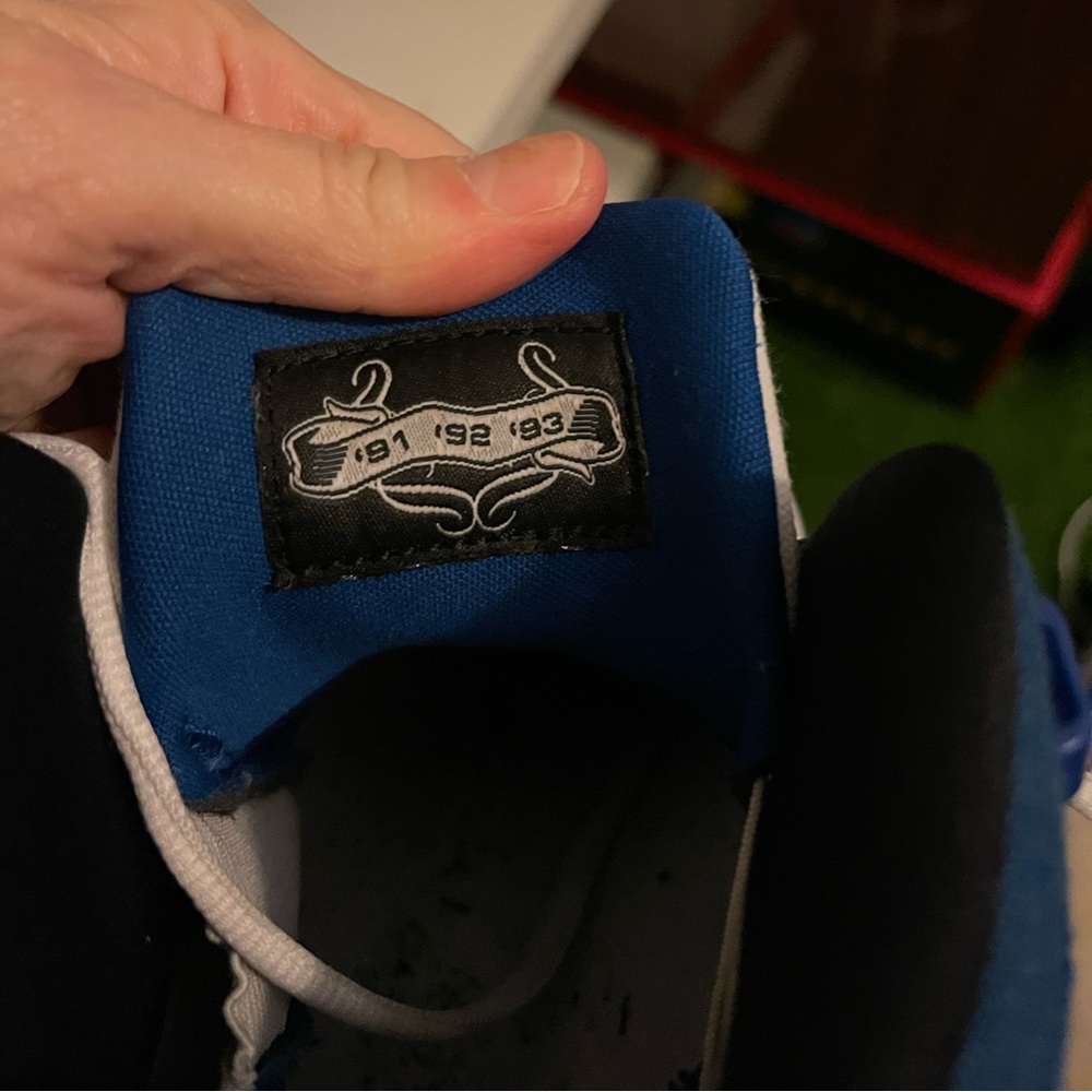 Jordan 6 Rings Team Royals - Picture 8 of 8